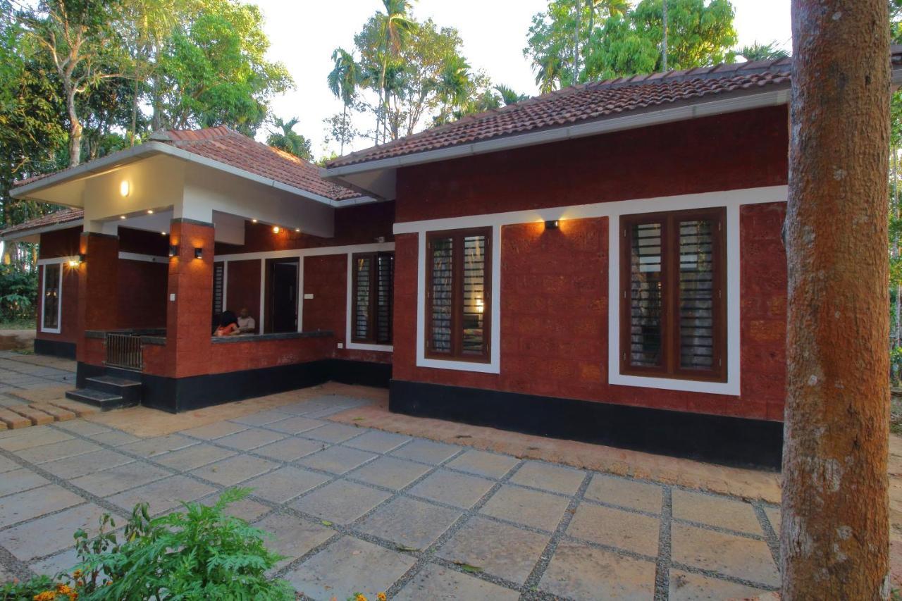 Tall Trees - Modern Forest Villa In Wayanad Sultan Bathery Exterior photo