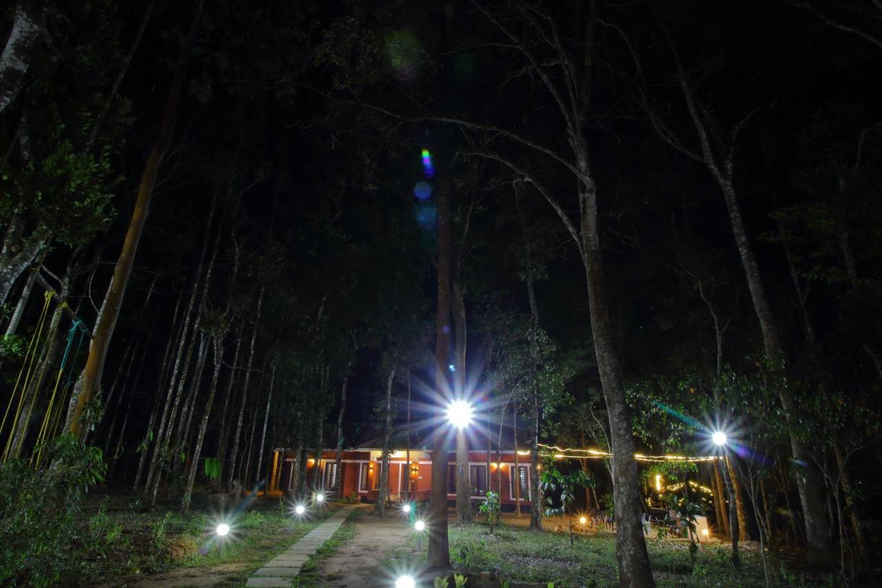 Tall Trees - Modern Forest Villa In Wayanad Sultan Bathery Exterior photo